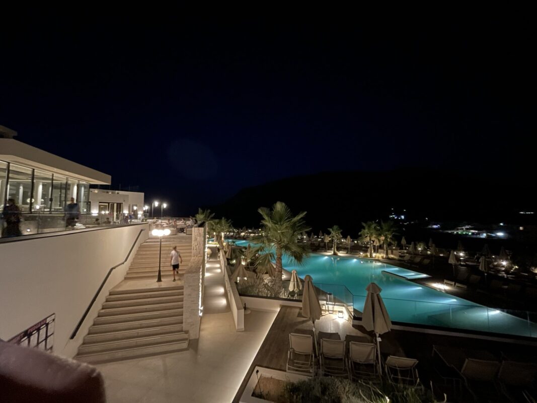 0-02-05-898b3abdd46aa1a31326bcad5ea4adeec2c697729e63833ecd557ad49b11d196_4263ca4a6bea7a34